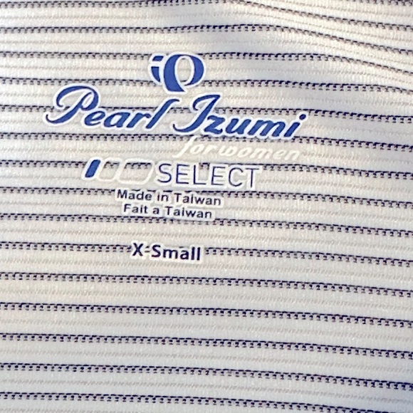 NWT Pearl Izumi Ultrastar Athletic Black and White Striped Top With Built in Bra - Picture 3 of 9